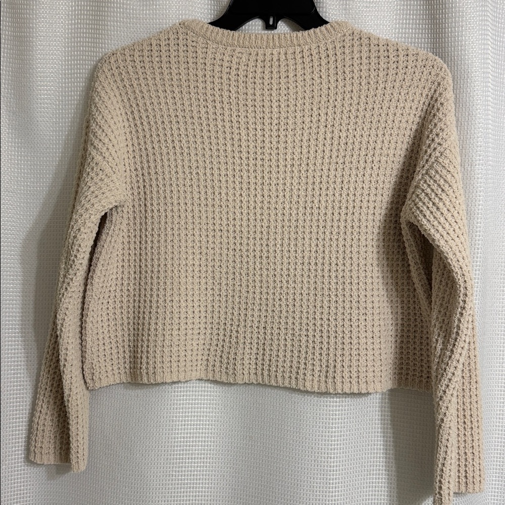 Moon & Madison tan cropped long sleeve sweater. Size L - Picture 2 of 4